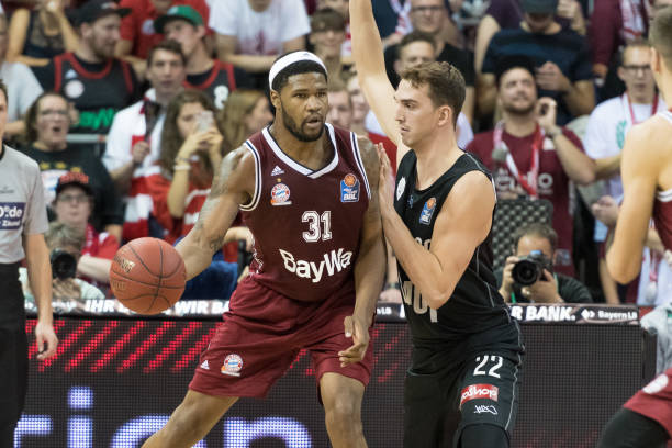 里的离开而 里的离开而