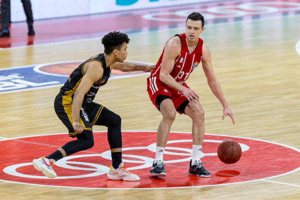 创造历史！中国战队夺得机器人足球世界杯人形组历史首冠